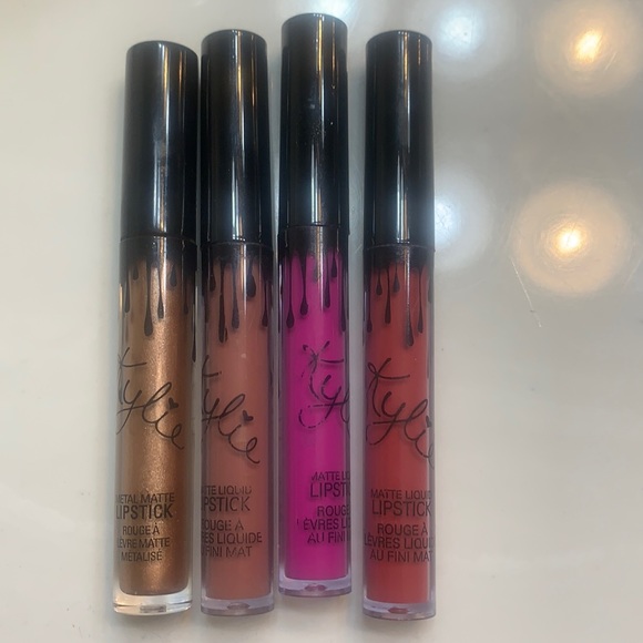 Kylie liquid lipstick - Picture 1 of 2